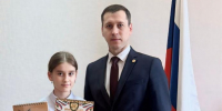 В суде прошло награждение участников конкурса детских рисунков «Слава тебе, солдат» - Курганский городской суд