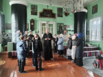 Ученики курганской воскресной школы посетили старинный храм в Боровлянке