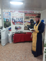 Жители села Плотниково изготовили маскировочные сети для бойцов СВО