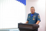 В преддверии Дня Государственного флага РФ в областном чрезвычайном ведомстве чествовали отличившихся сотрудников